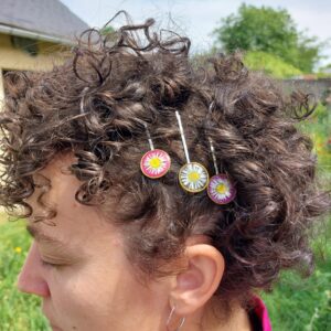 daisy barette